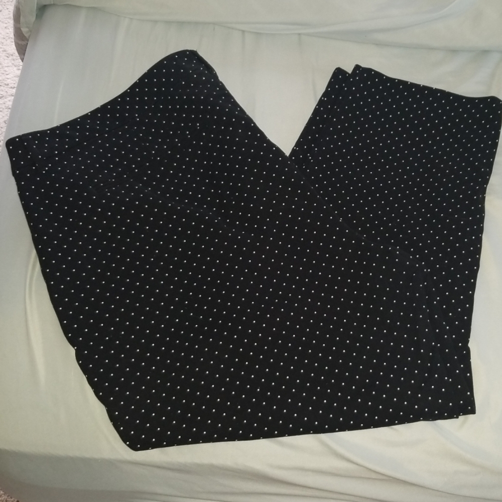 Old Navy Midrise pixi pant